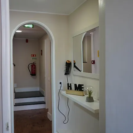 بيت شباب Sky And بورتيماو