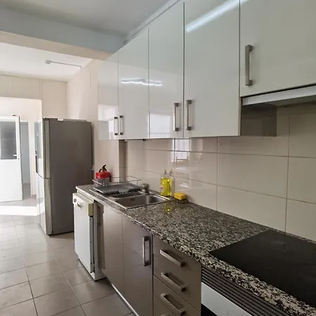 بيت شباب Sky And