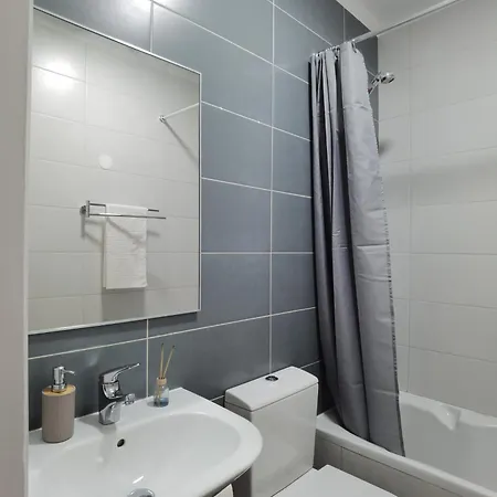 بيت شباب Sky And