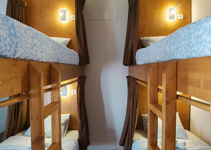 Sky And Auberge de jeunesse